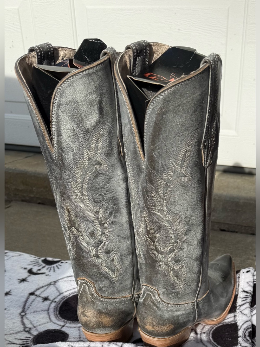 Freebird by Steven Gray Embroidered Leather Western Heeled Boots - Picture 8 of 8